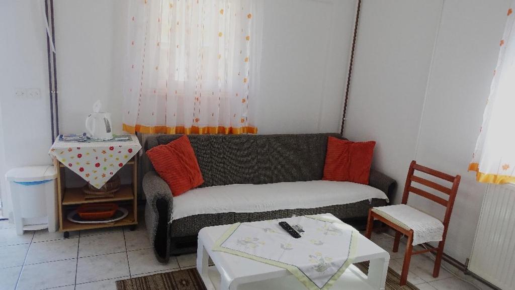 Studio Apartman I Mali Apartman Vir Luaran gambar
