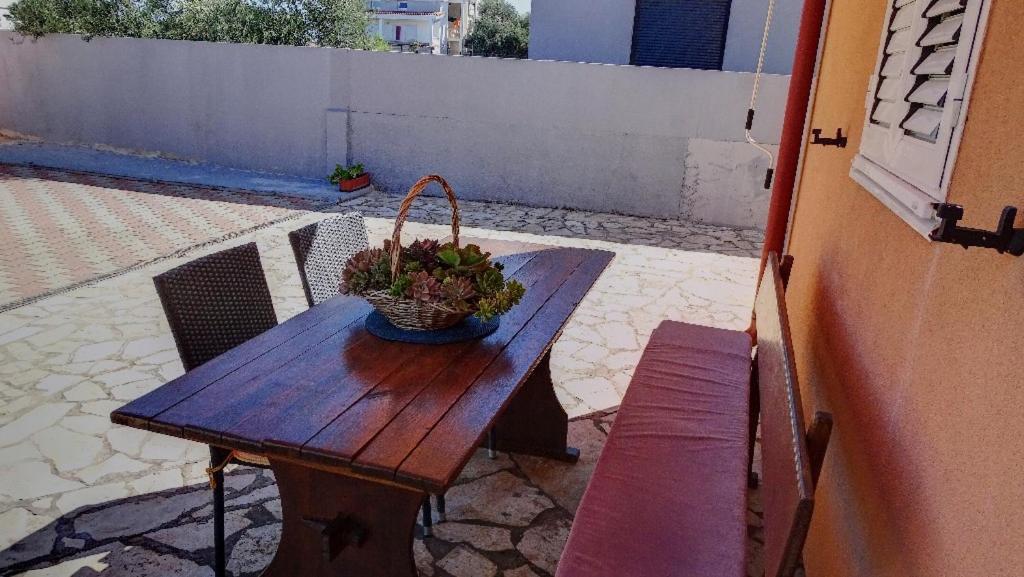Studio Apartman I Mali Apartman Vir Luaran gambar