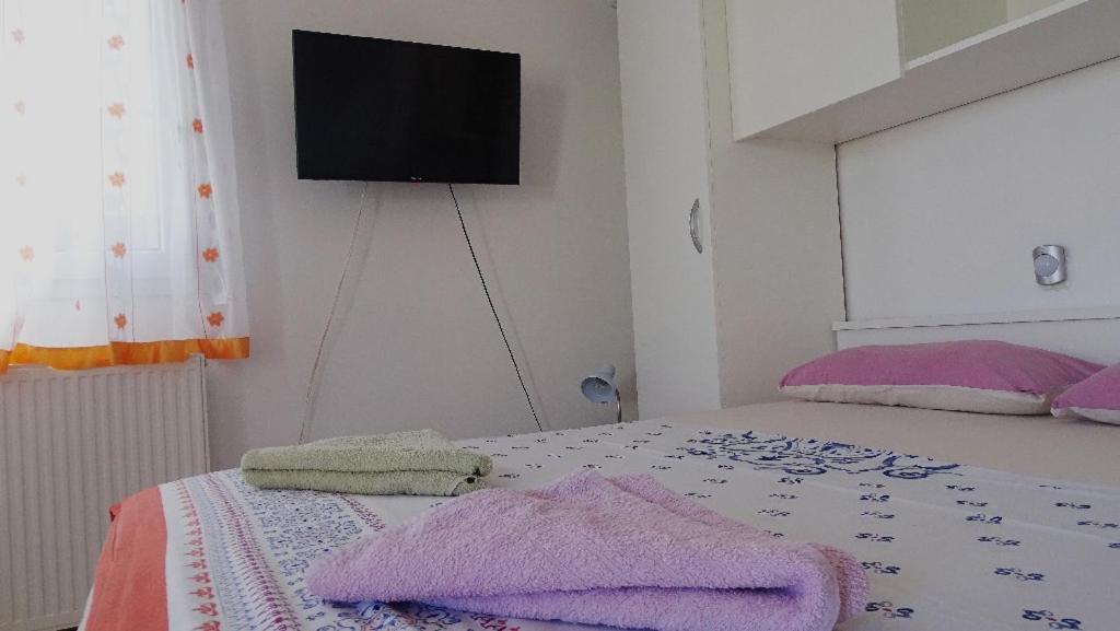 Studio Apartman I Mali Apartman Vir Luaran gambar